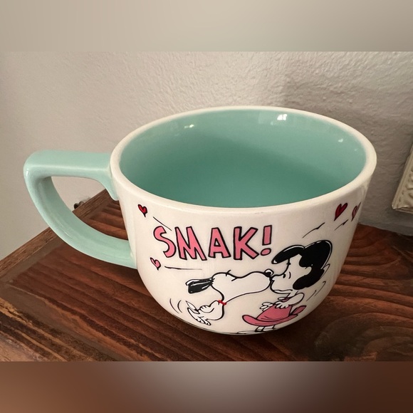 Hallmark large mug. Snoopy and Lucy - Picture 3 of 5